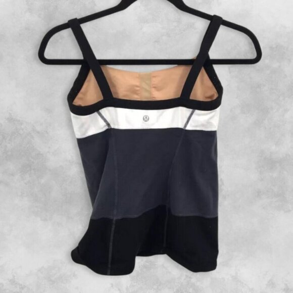 Lululemon Tank Top Sleeveless Stretch Fabric Built-In Sports Bra Black Women's 8 - Picture 2 of 7